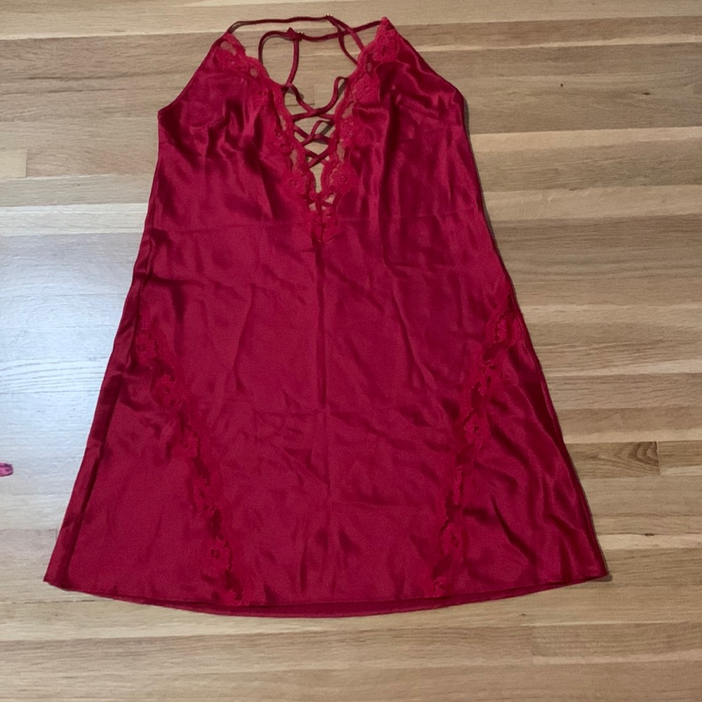 Super sexy slip in deep red/maroon Color